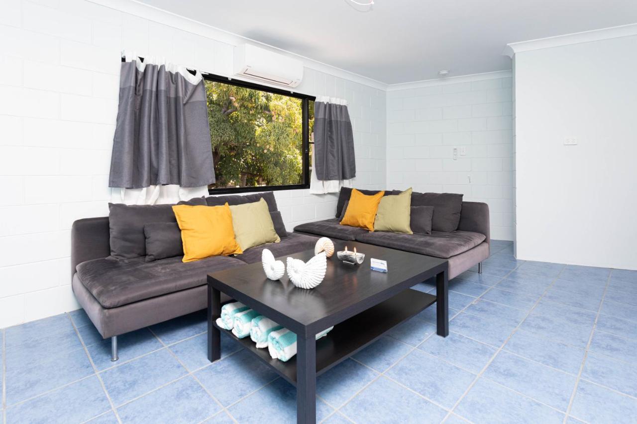 Airlie Sun & Sand Accommodation #6 Еърли Бийч Екстериор снимка
